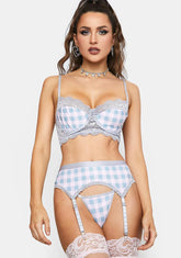 Barn Raising Garter Set