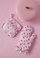 Meadow Greeting Oven Mitt Set