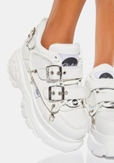 Buckle Classic Low Leather Sneakers