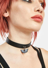 Novi Lunum Moth Choker