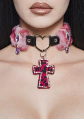 Vampy Wink Fur Cross Necklace - Pink