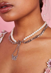 Essential Femme Butterfly Choker