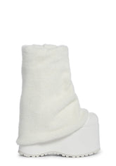 Snuggle Wonderland Platform Boots - White