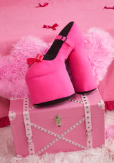 Dreamy Heels Throw Pillow