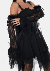 Half Moon Gothic Lace Bell Sleeve Gloves