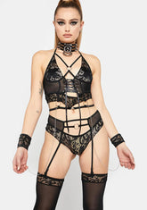 Mind Blown Garter Set