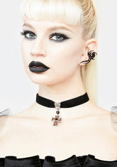Devoted Cross Choker