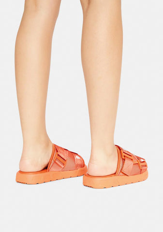 Crush 222 Banda Mitel 1 Sandals