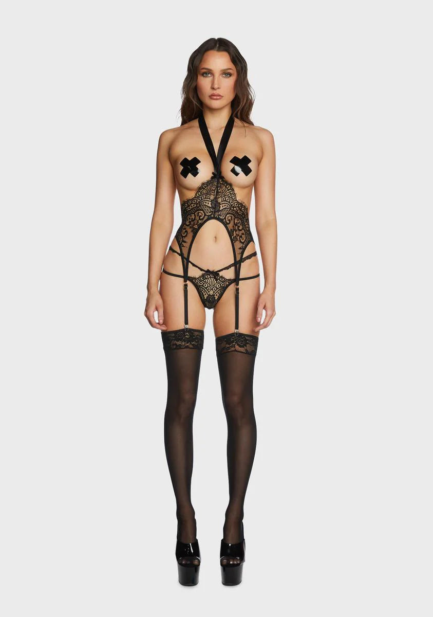 Femme Fatale 2 Piece Suspender Set