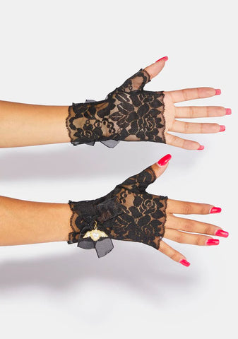 Heavenly Reaction Lace Gloves