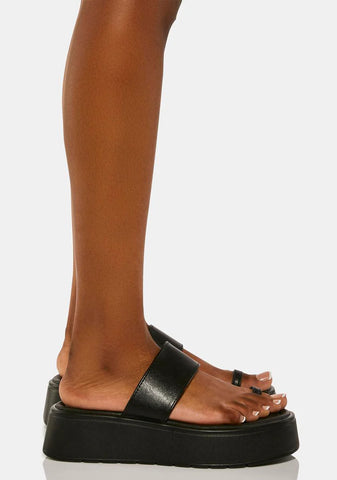 Tampa Toe Ring Sandals