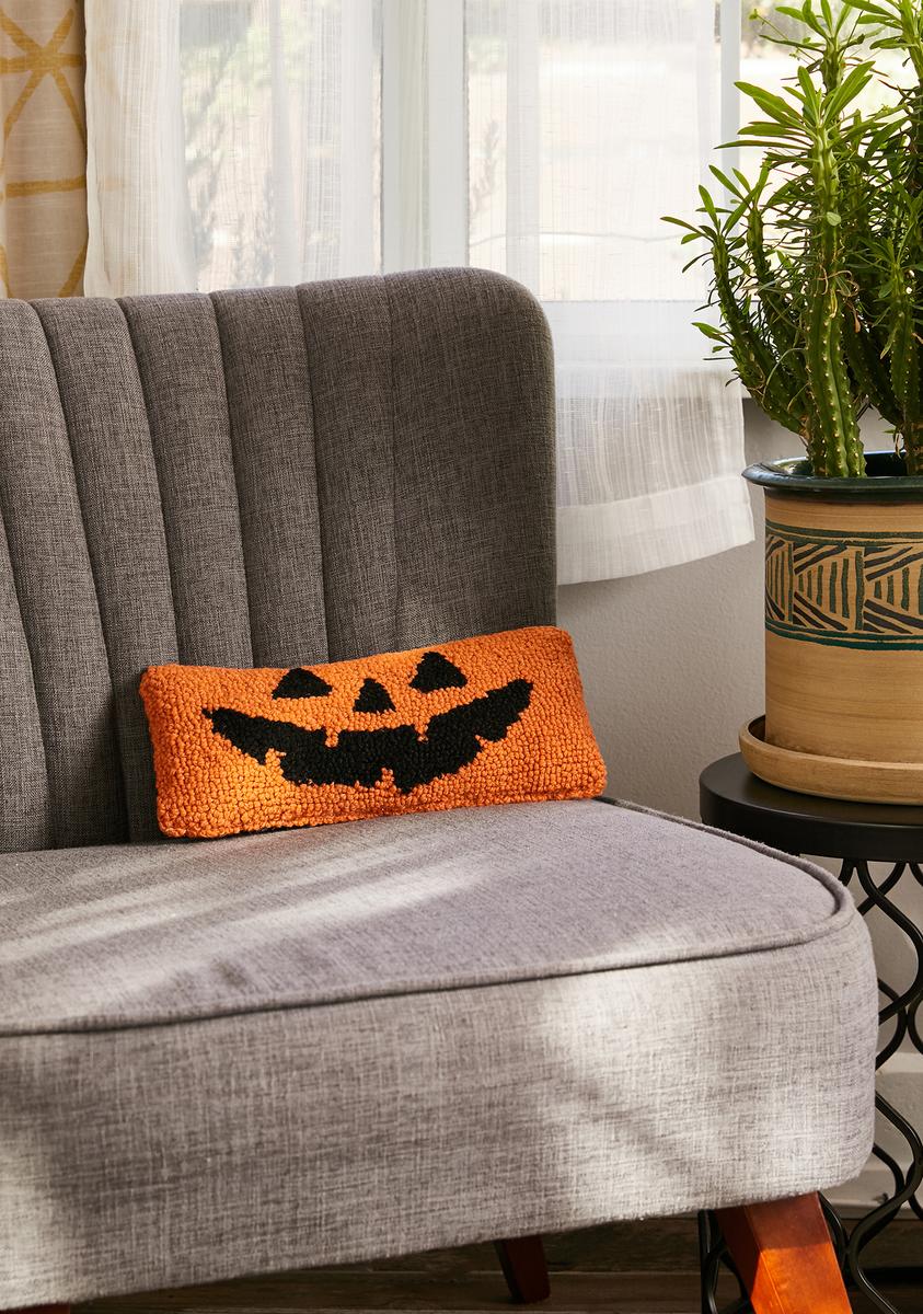 Jack-O-Lantern Hooked Pillow
