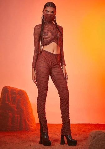 Luxury Vibes Checker Ruched Leggings