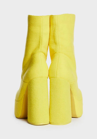 x Teletubbies Yellow Platform Boots