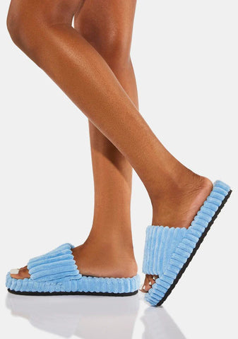 Berry Pleasure Kiss Slide Sandals