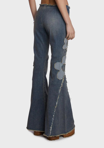 Wonder World Flared Jeans