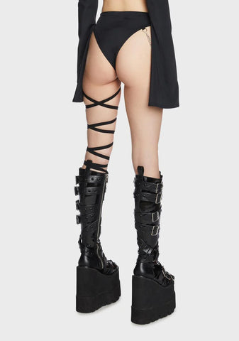 Leg Tie Shorts With Chain