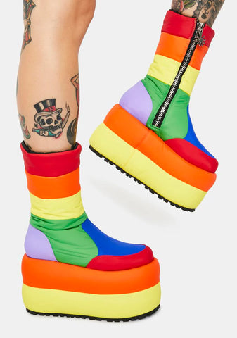 Sweet Retreat Platform Puffer Boots - Rainbow