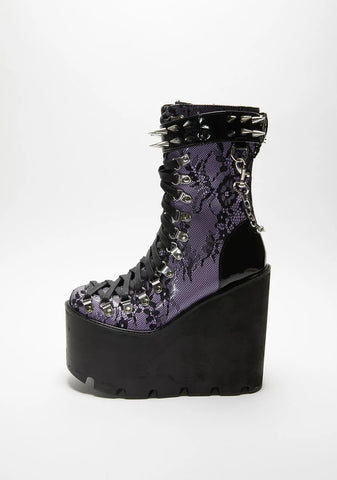 Haunted Traitor Boots