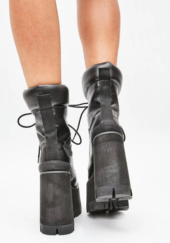 Werkin' Overtime Platform Hiker Boots