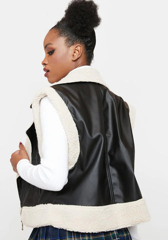 Noir Shady Players Faux Sherpa Vest