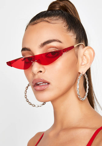 Sleek Chic Cat-Eye Sunglasses