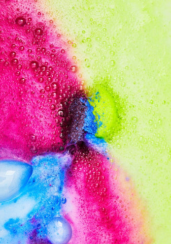 Cleo Rainbow Bath Bomb