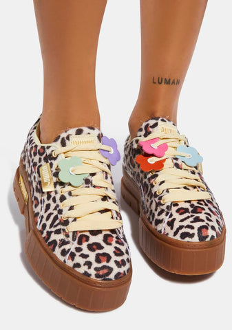 Bring Me Flowers Shoelace Charms