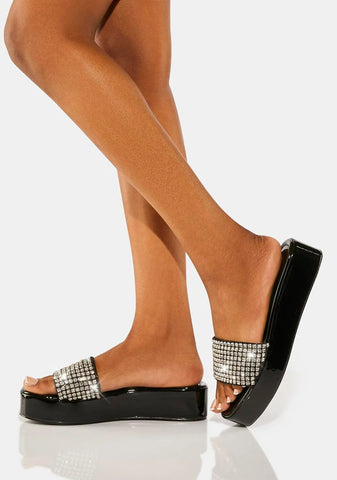 Yara Diamante Slides