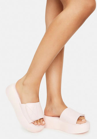 Rose Main Character Vibes Slides