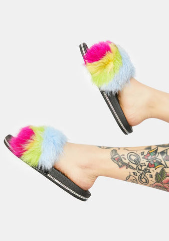 Can You Hang Faux Fur Slide Sandals