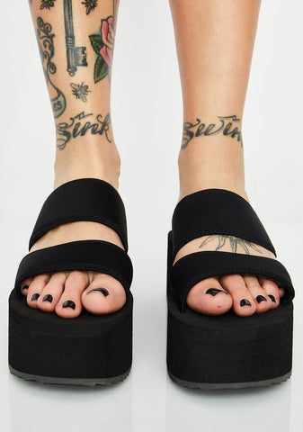 Chill Mode Platform Sandals