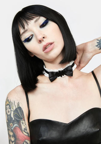 Classy Moonlight Ruffle Choker