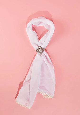 A Bold Action Choker Scarf