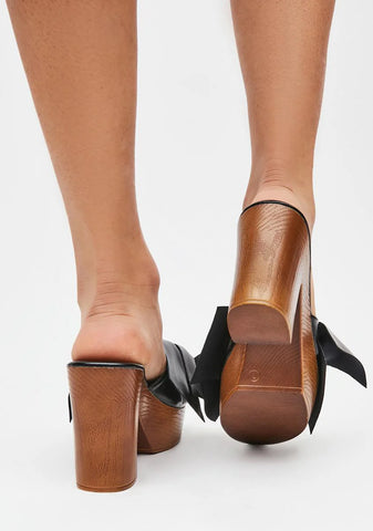 Bad Girl’s Girl Platform Bow Heels