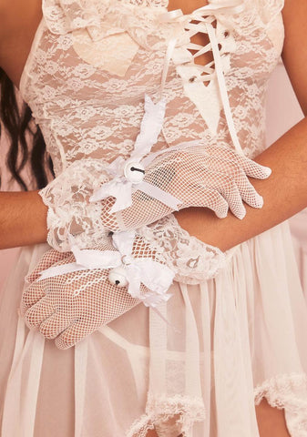 Angel Ringing It In Gloves