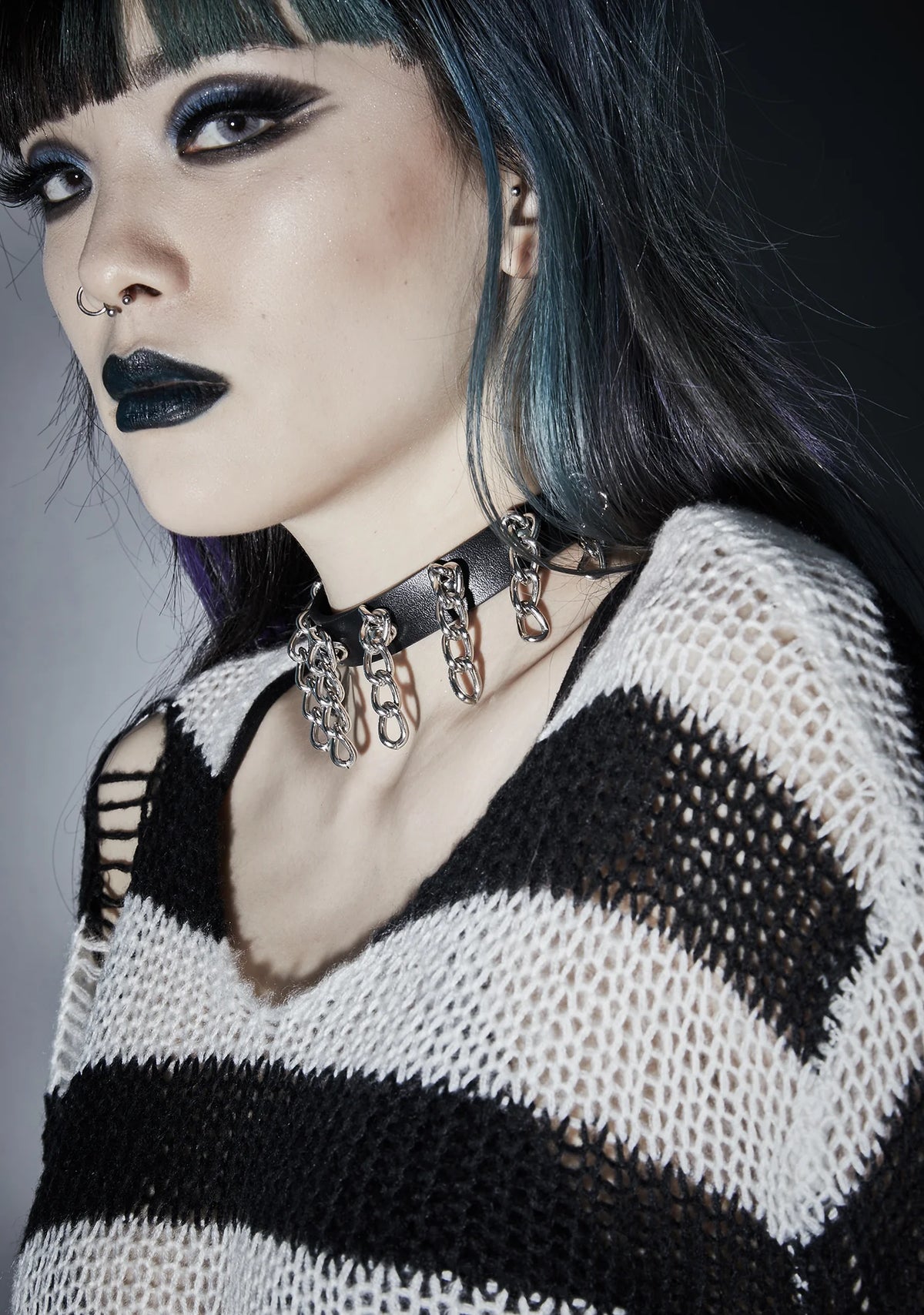 Turn Of The Screw Chain Choker