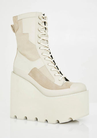 Field Girl Traitor Boots