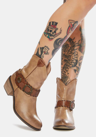 Ride Out Ankle Cowboy Boots