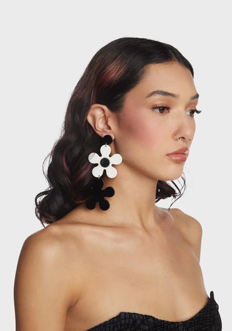 Drop Your Love Floral Earrings
