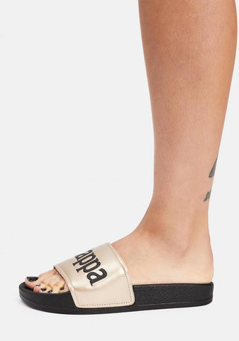 Almond 222 Banda Adam 9 Slides