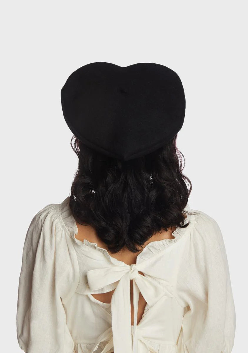 Dark Chivalry Heart Beret