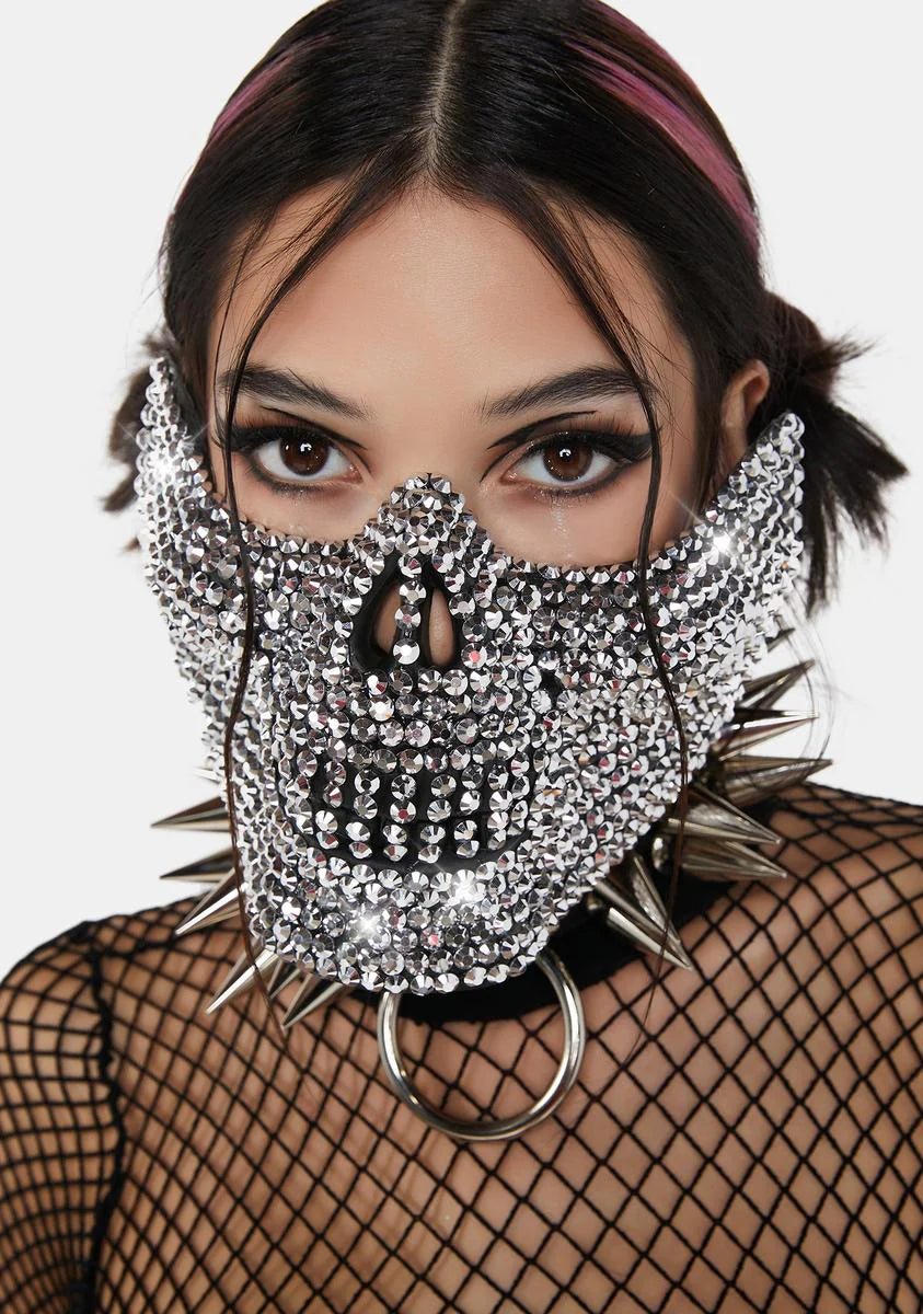 Grim Wanderer Skull Mask