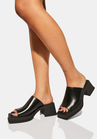 Hennie Platform Mules
