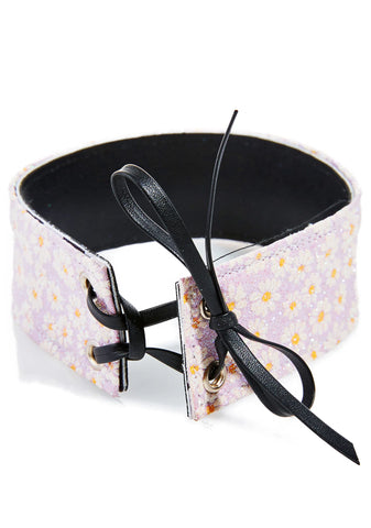 Harmonious Lace-Up Choker