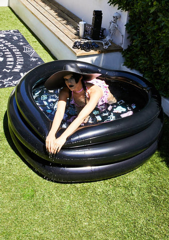 Candy Embrace The Darkness Heart Pool