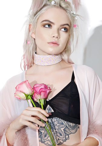 Harmonious Lace-Up Choker