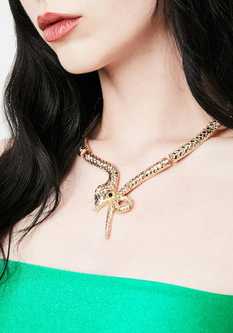 Stinging Bite Snake Necklace