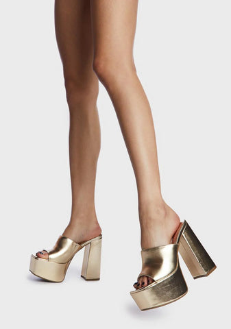 Slow Motion Platform Heels