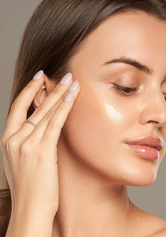 Main Squeeze Yummy Skin Glow Serum